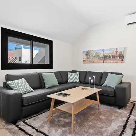 Sunny Penthouse In By Costarentals - Ref 215