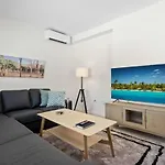아파트 Penthouse In By Costarentals - Ref 215 푸엔히롤라