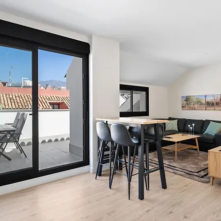 Penthouse In By Costarentals - Ref 215 아파트 *